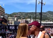 开云下载-足球巨星私人生活曝光，引发媒体热议的简单介绍