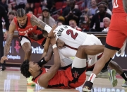 开云APP-爵士险胜热火，戈贝尔惊艳世界的简单介绍