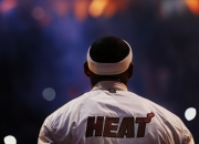 开云官网-压力之下的绽放，蒂亚戈破茧成蝶，尤文战术体系全面压制伊朗式铁壁