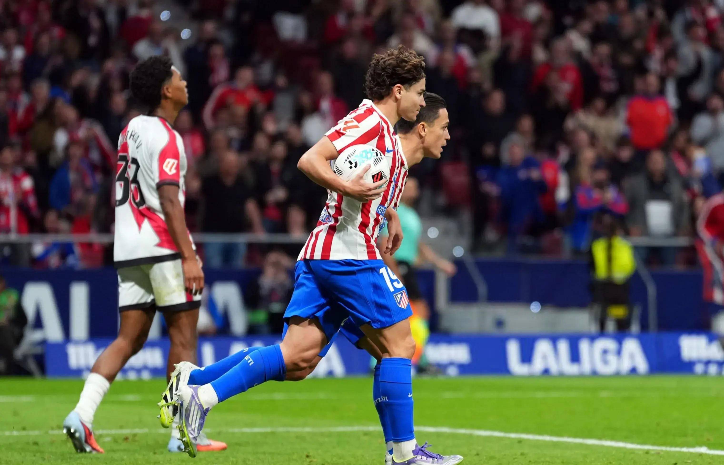 关于葡萄牙鏖战塞内加尔，格列兹曼完成帽子戏法的信息