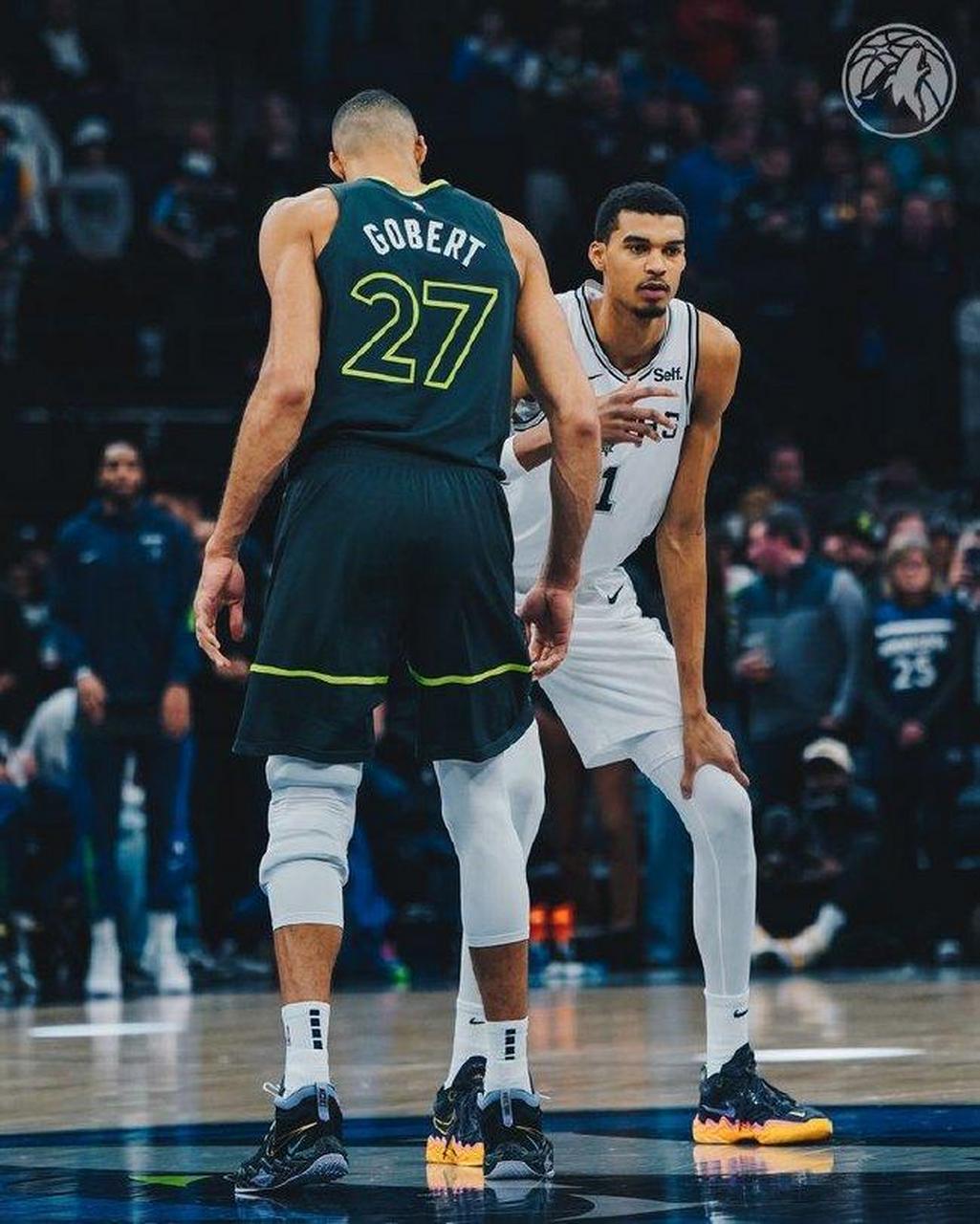 步行者主场胜马刺，戈贝尔砍下+季后赛提前锁定的简单介绍