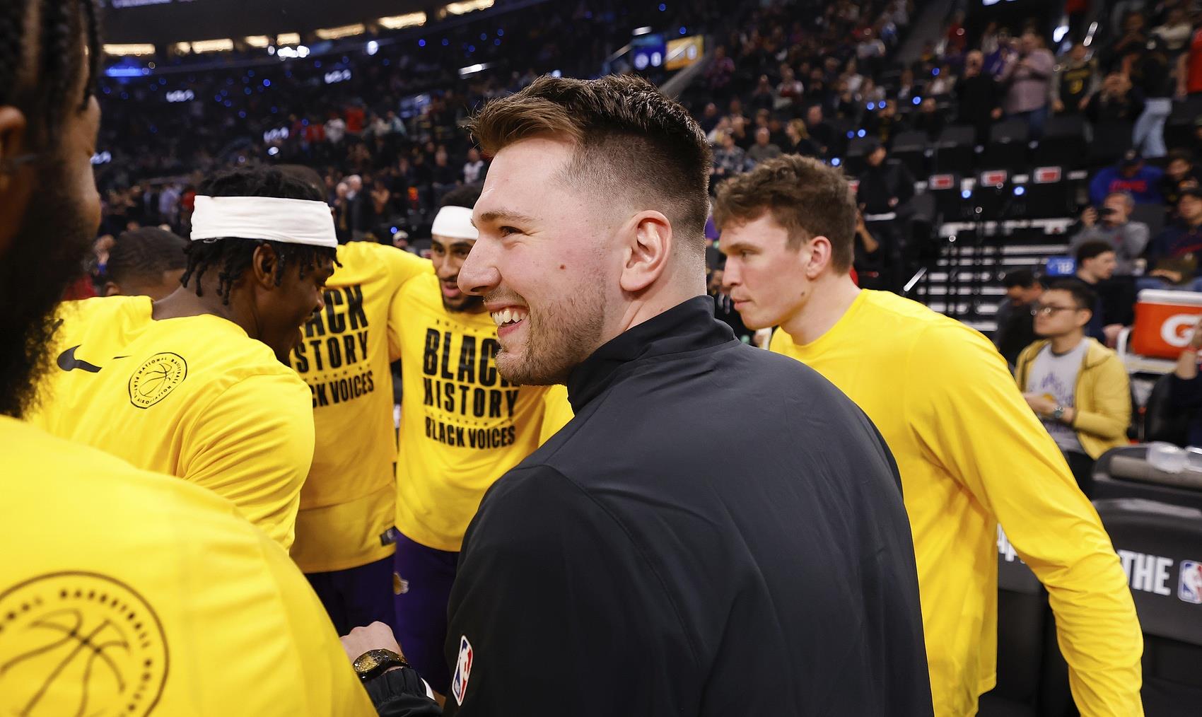 湖人绝杀灰熊，西蒙斯绝境逆转的简单介绍