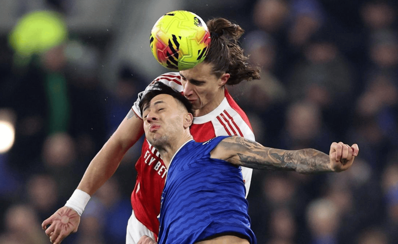 曼联门将扑救艰难，英超豪强迷失方向