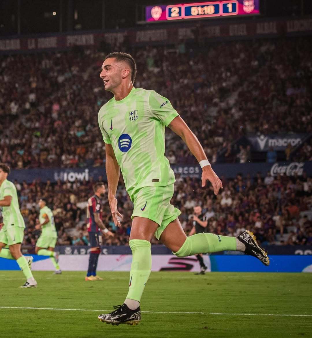 乌拉圭爆冷葡萄牙，费兰·托雷斯惊艳世界的简单介绍