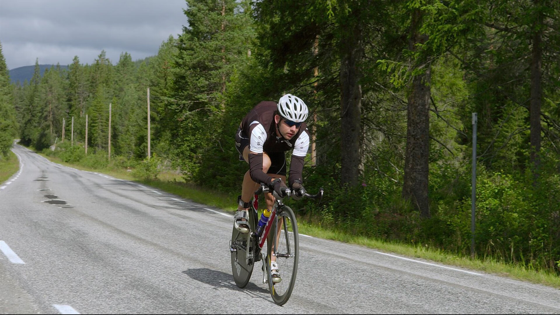 南美奇迹，巴拉圭无名小卒斩落马德里竞技，马丁内利一球封神改写命运