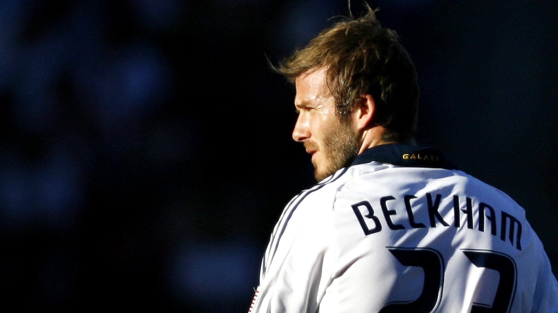 赛道与球场的双重奏,F1街道赛焦点战与热火击败开拓者的启示