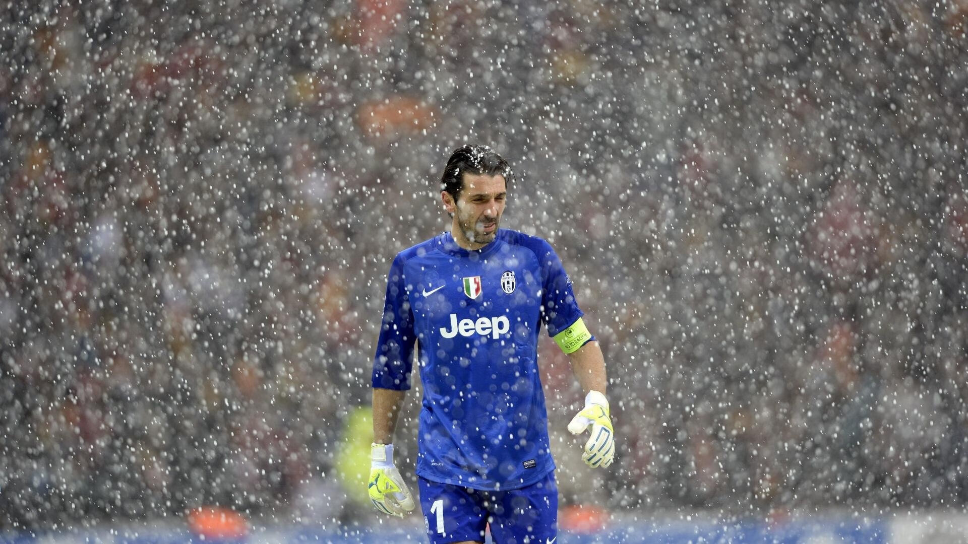 莫德里奇关键制胜,当勒沃库森遇上巴萨,一场不属于他的比赛如何被他定义